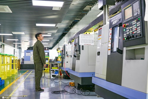 智能工厂助力企业高效生产 全自动化流水线与信息技术咨询的融合